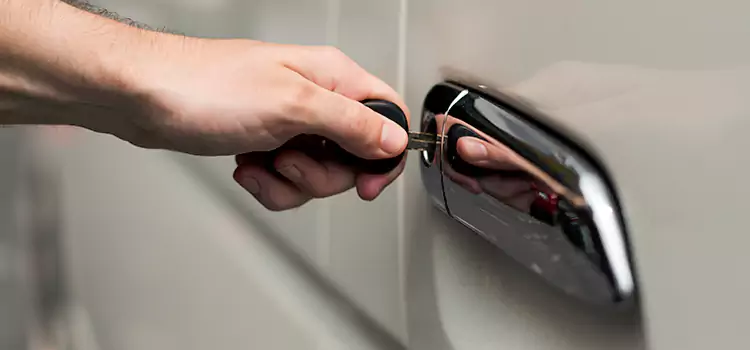 Why Choose Our Auto Locksmith Team in Sunny Isles Beach, FL?